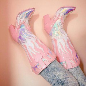 YRU Space Cowgirl Boots - Flame Pink/Atlantis Size 8